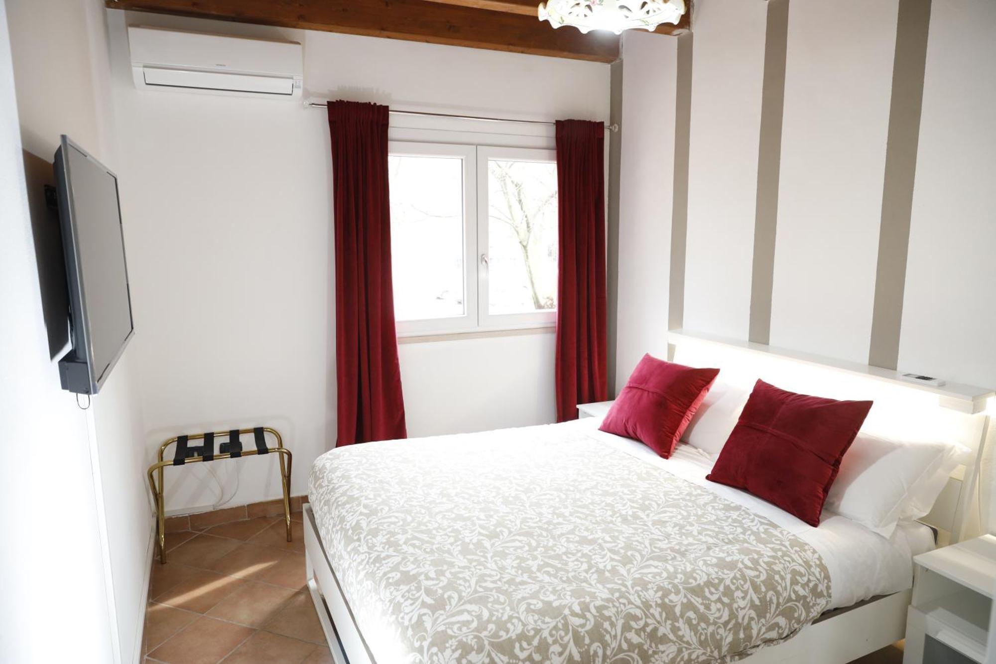 Amira Suite Fiera Verona Exteriör bild