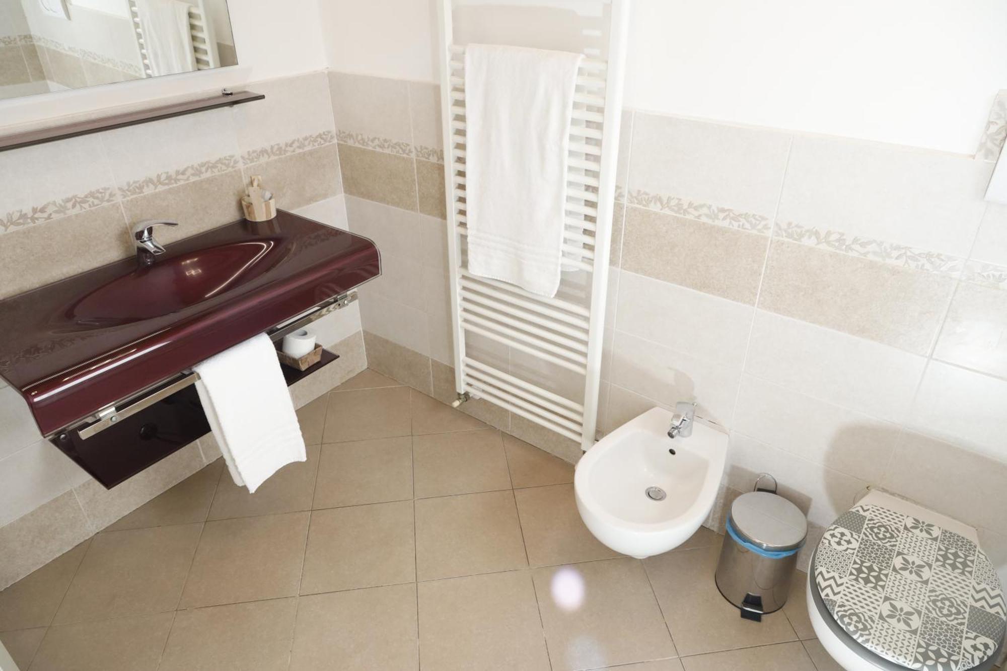 Amira Suite Fiera Verona Exteriör bild