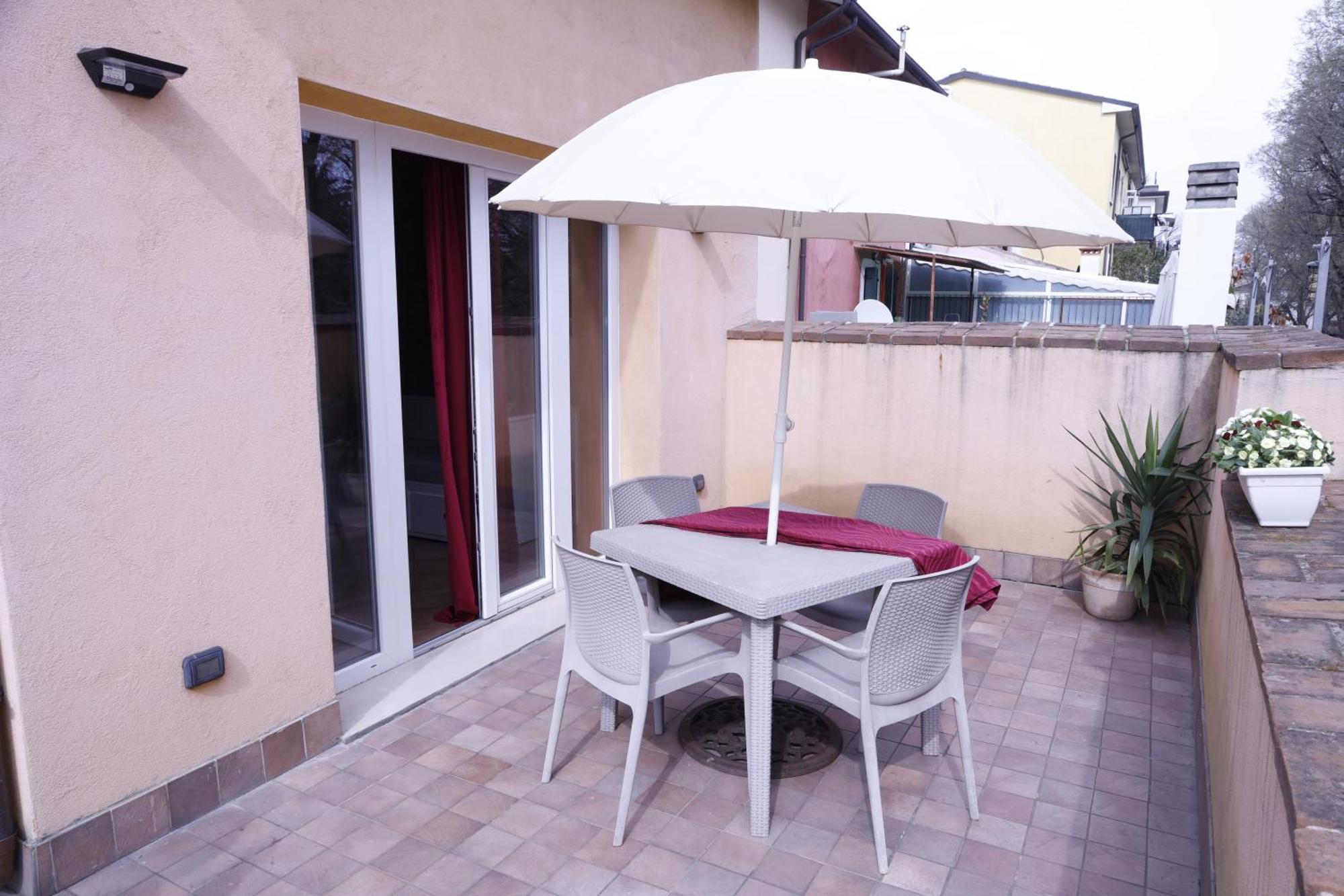 Amira Suite Fiera Verona Exteriör bild
