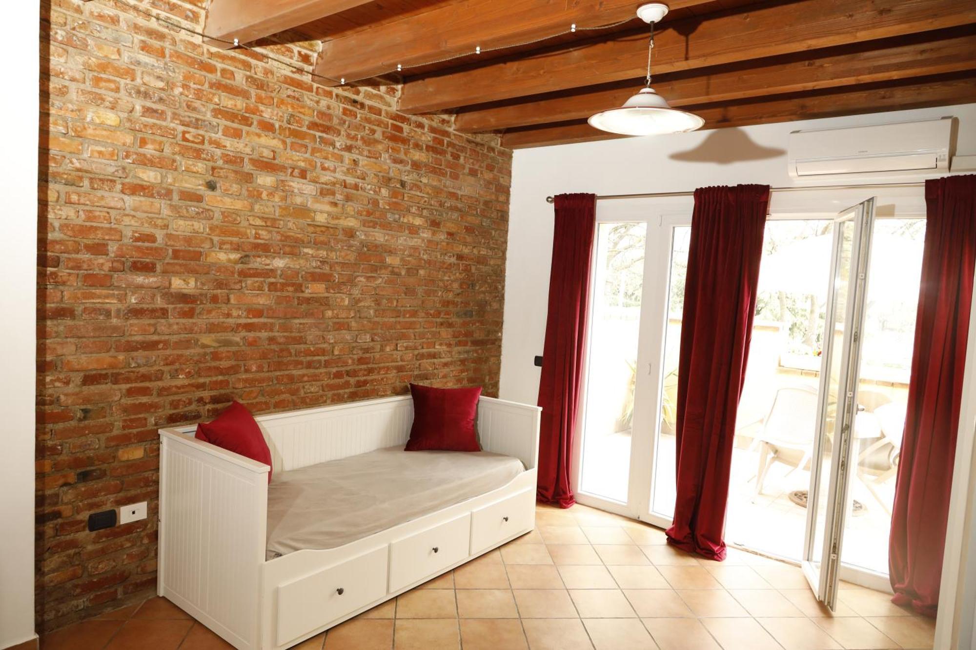 Amira Suite Fiera Verona Exteriör bild