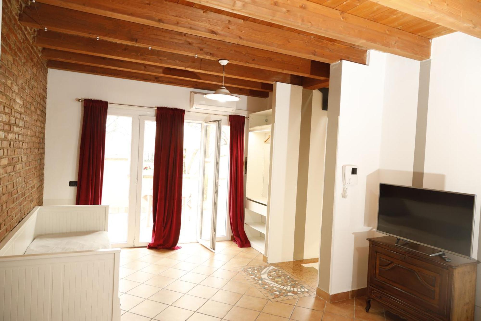 Amira Suite Fiera Verona Exteriör bild