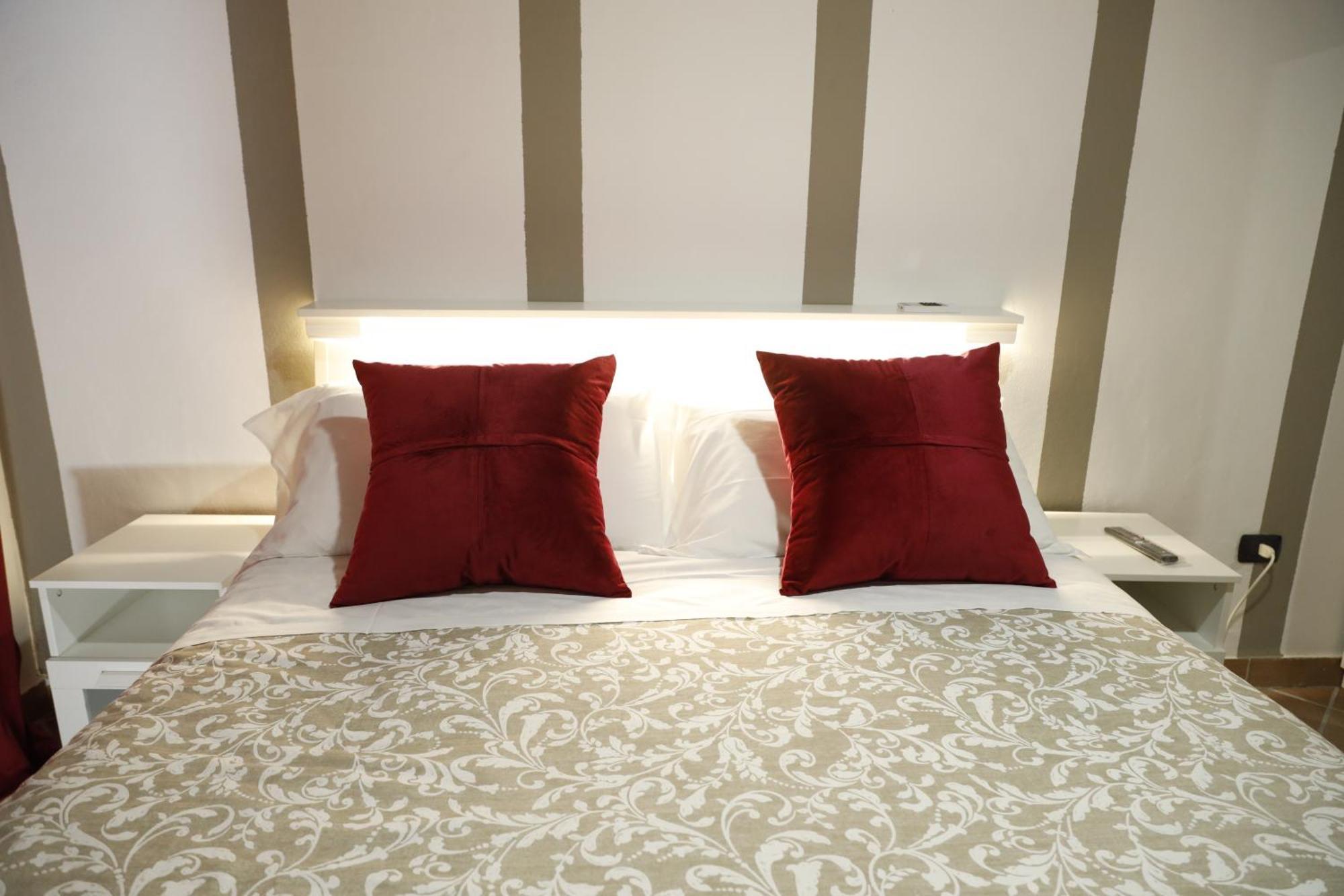 Amira Suite Fiera Verona Exteriör bild